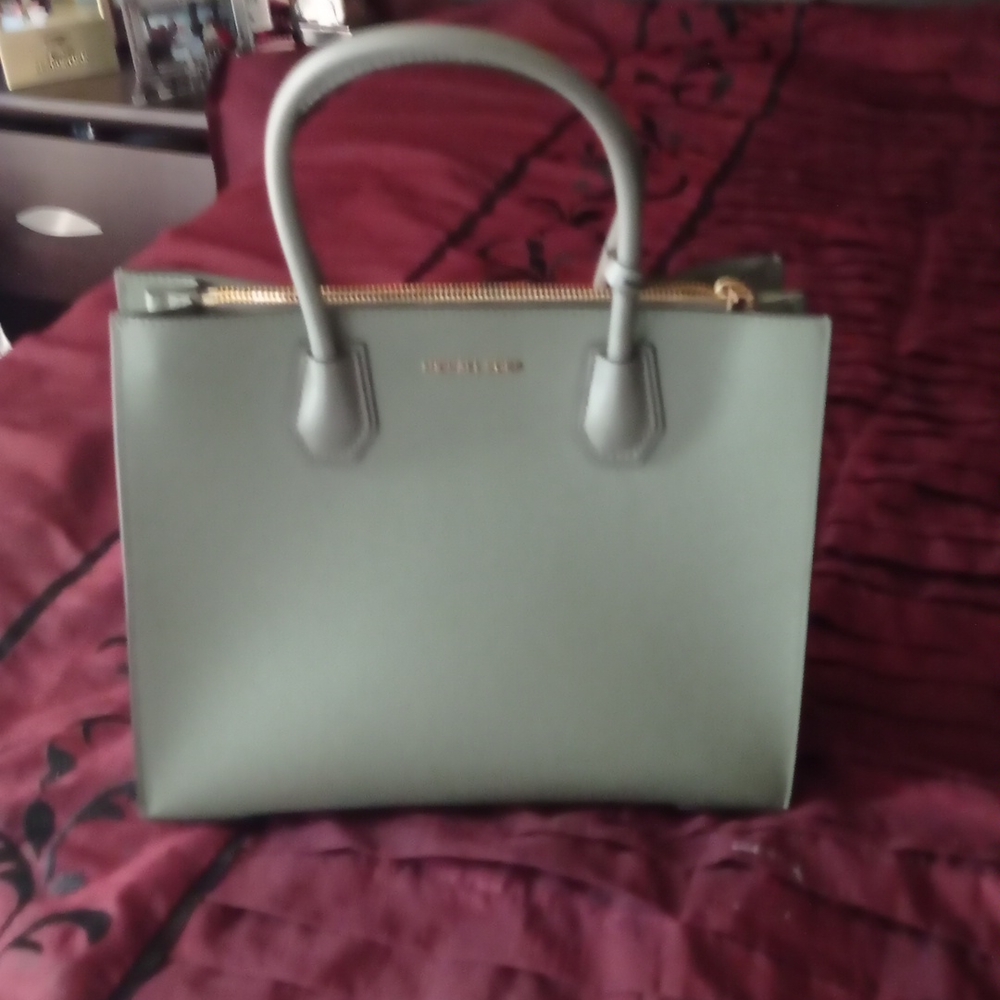 Micheal Kors Handbag New